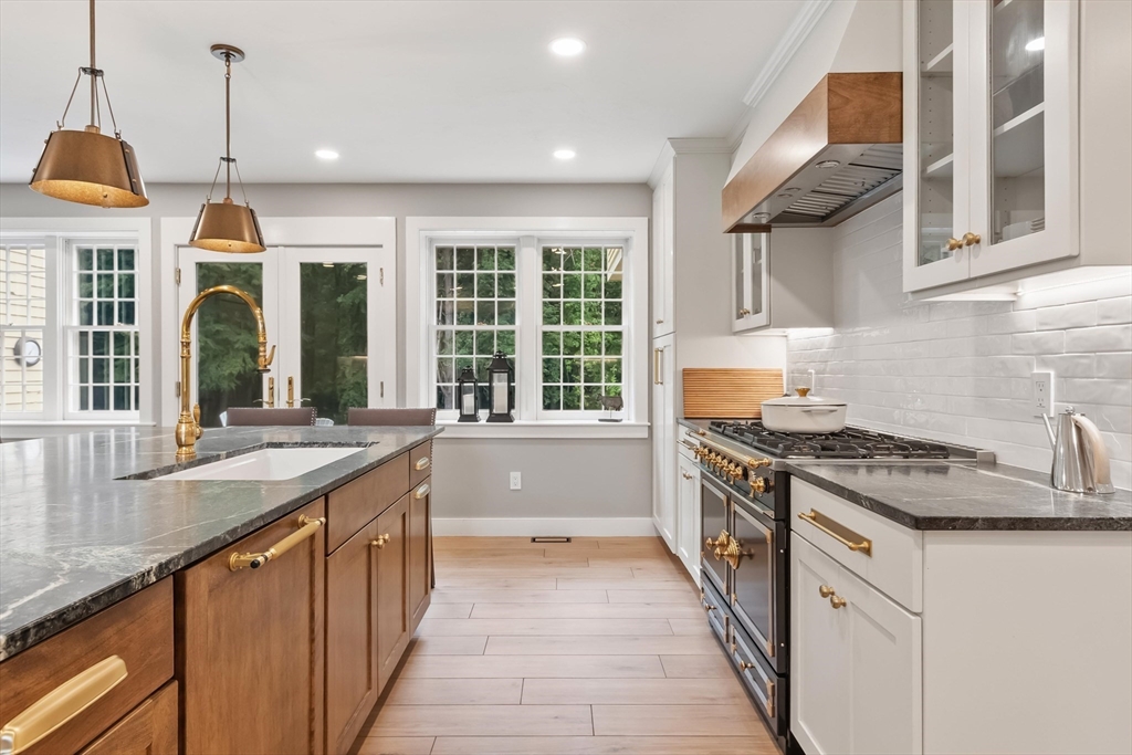 24 Rocky Dundee Road Bolton, MA 01740 - Photo 7 of 41 Gallery Image 7