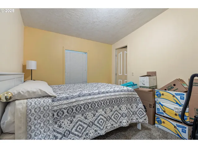 $159,900 | 1000 South McKern Court, Unit 85, Newberg, OR 97132