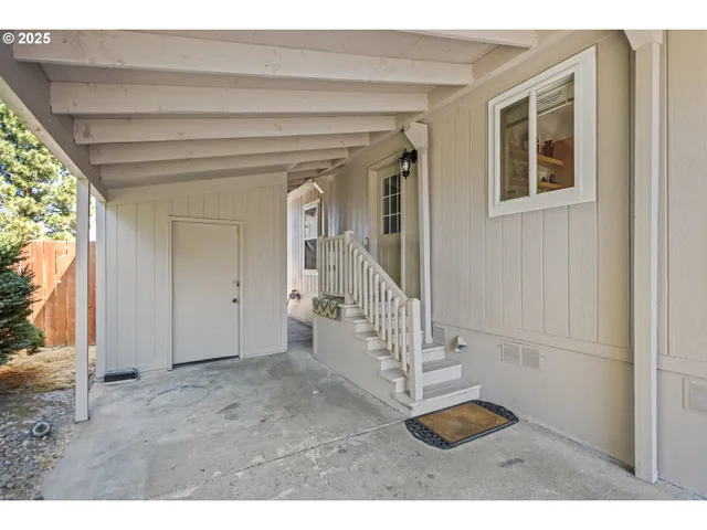 $159,900 | 1000 South McKern Court, Unit 85, Newberg, OR 97132