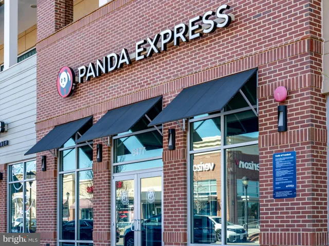 $947,500 | 7922 Ashland Drive, Alexandria, VA 22315