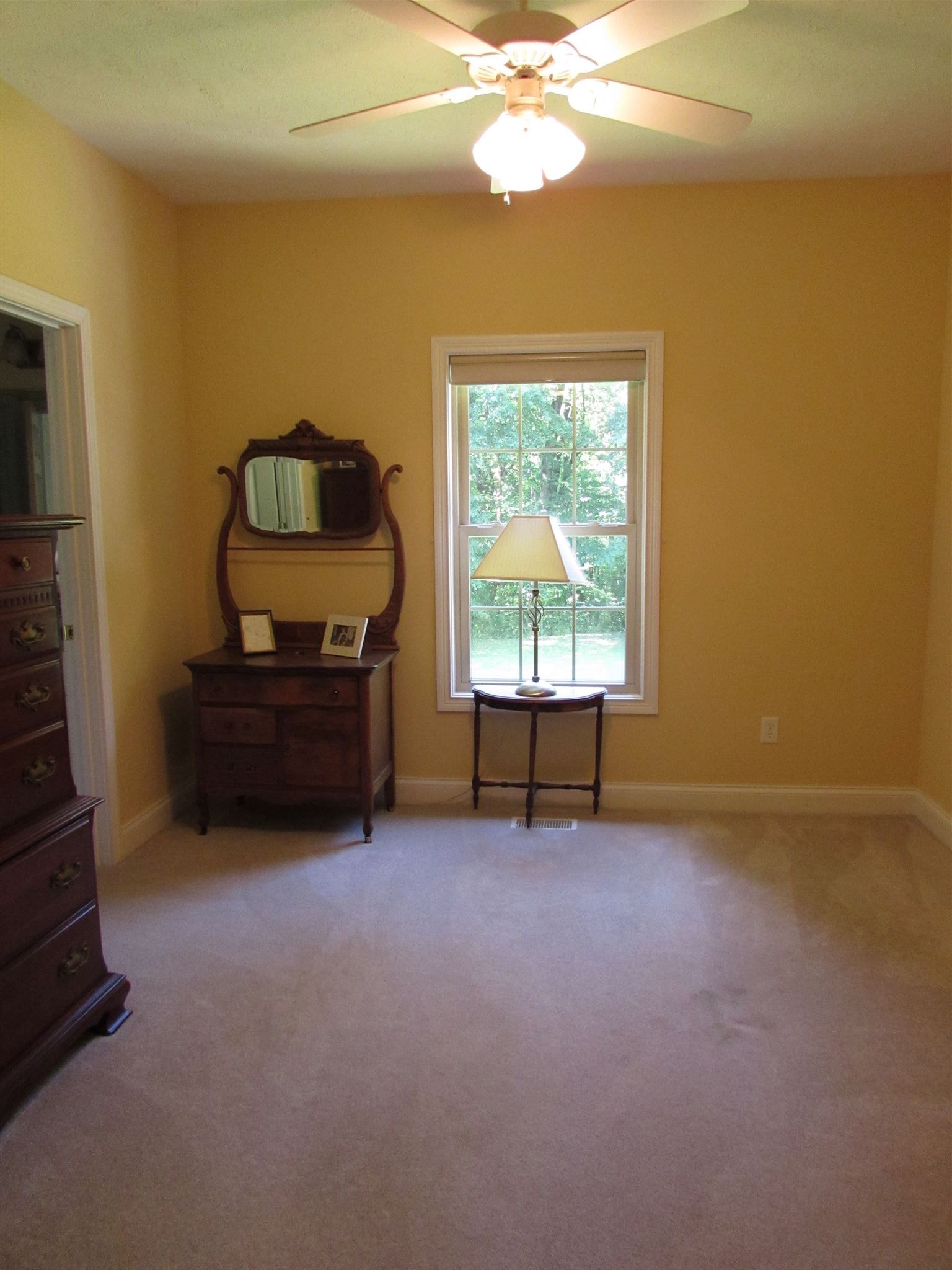 10600 Wolfinger Road Mount Vernon, IN 47620 - Photo 14 of 26 Gallery Image 14