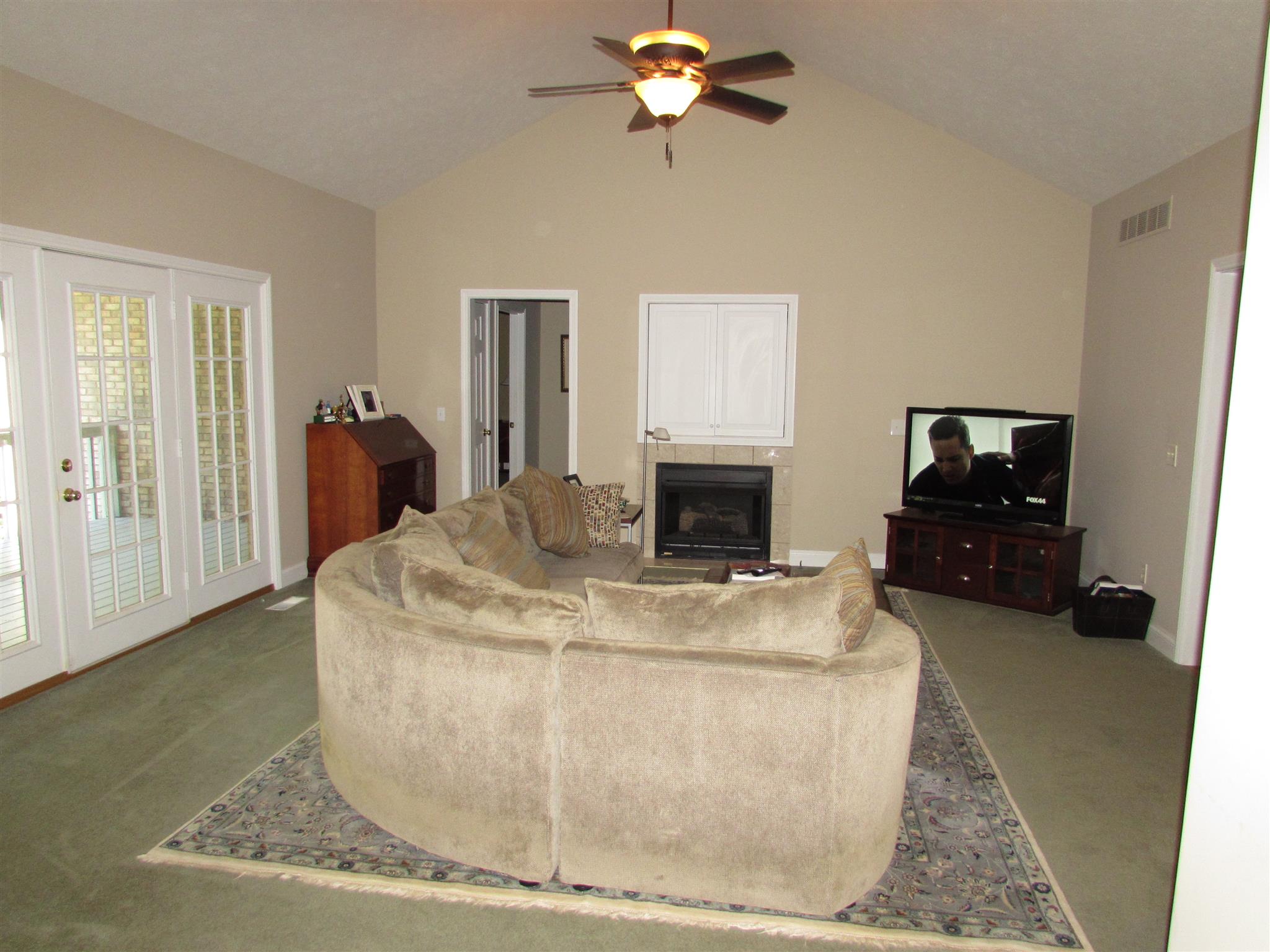 10600 Wolfinger Road Mount Vernon, IN 47620 - Photo 3 of 26 Gallery Image 3