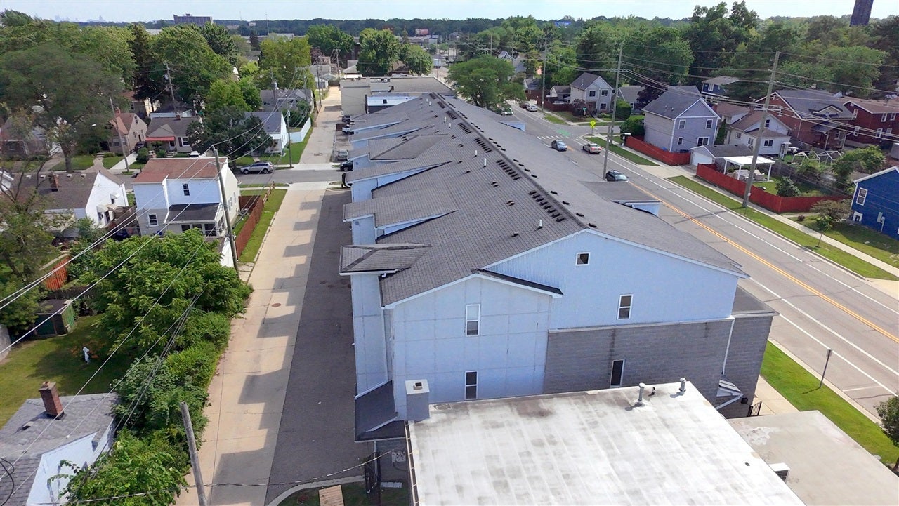 454 Hilton Road Ferndale, MI 48220 - Photo 18 of 23 Gallery Image 18