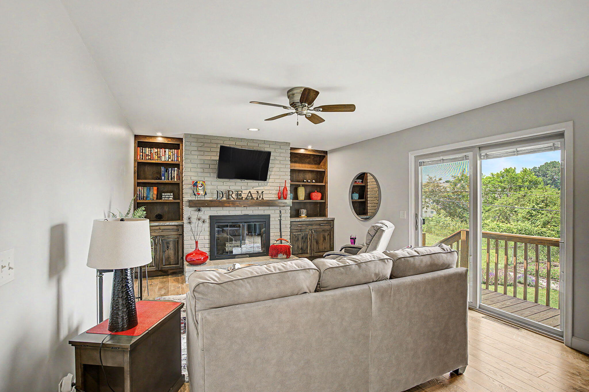 513 Stone Ridge Drive Lansing, MI 48917 - Photo 25 of 45 Family Room