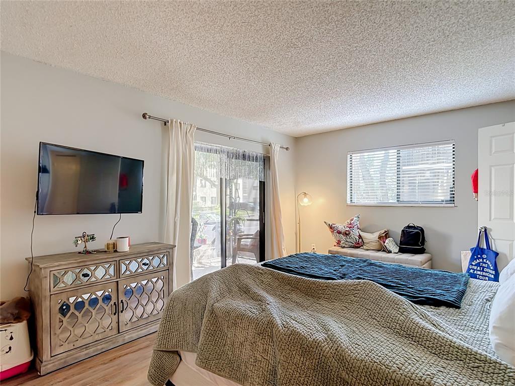 11805 Raintree Lake Lane, Unit B Temple Terrace, FL 33617 - Photo 23 of 35
