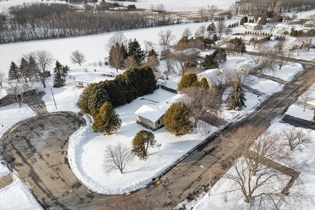 $359,900 | 215 Lilac Lane, Belgium, WI 53004