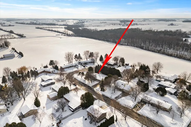 $359,900 | 215 Lilac Lane, Belgium, WI 53004