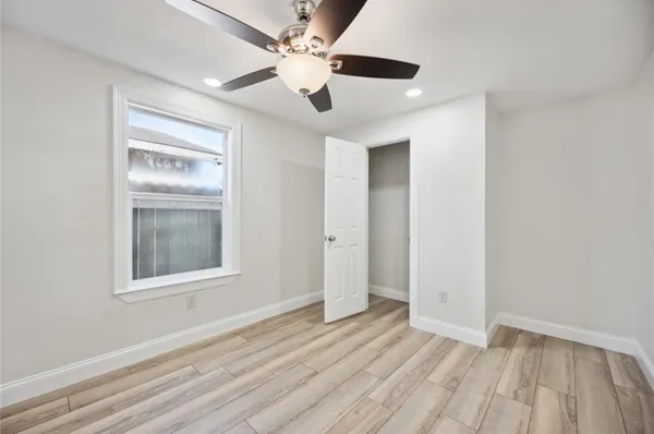 $2,000 | 220 Armstrong Street, Houston, TX 77029