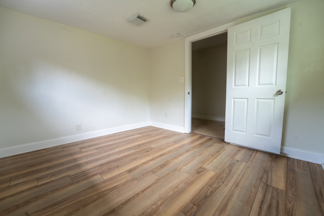 220 Armstrong Street Houston, TX 77029 - Photo 15 of 26