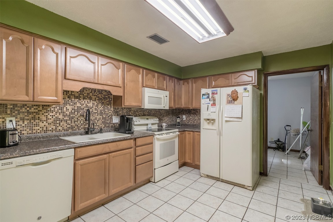 2908 Orange Tree Drive Edgewater, FL 32141 - Photo 15 of 30