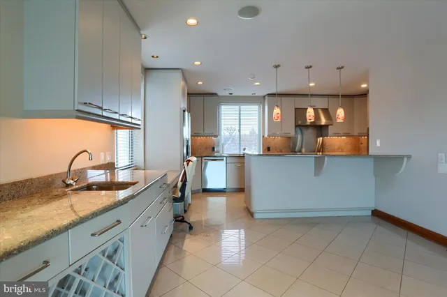 $2,500 | 2837 North Front Street, Unit 301, Harrisburg, PA 17110