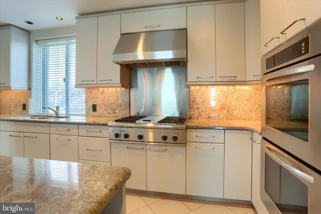 $2,500 | 2837 North Front Street, Unit 301, Harrisburg, PA 17110