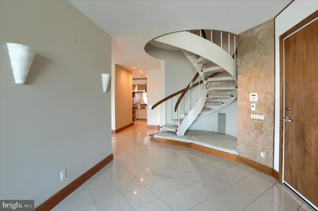 $2,500 | 2837 North Front Street, Unit 301, Harrisburg, PA 17110