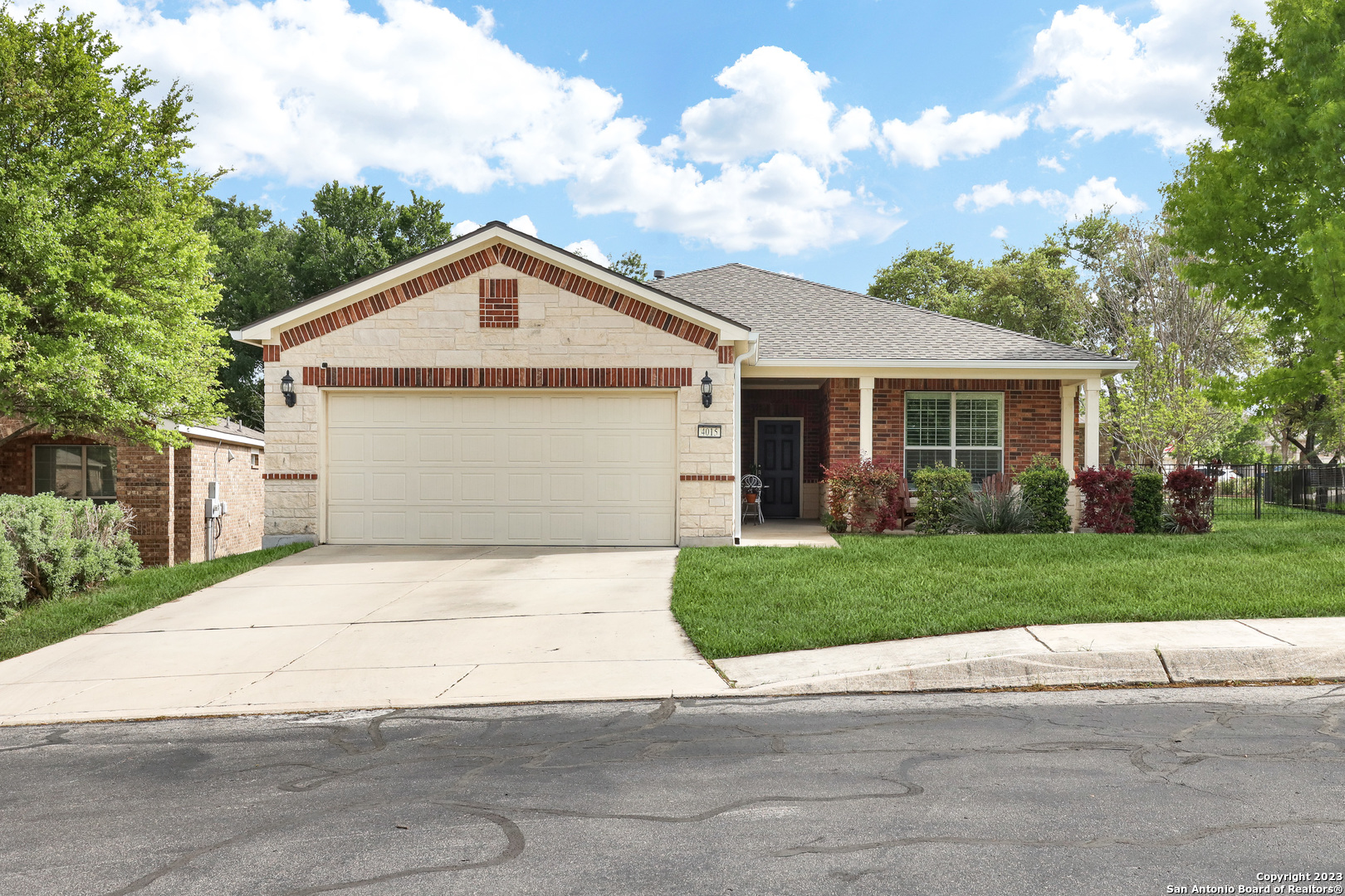 a view of outdoor space yard and front view of a house