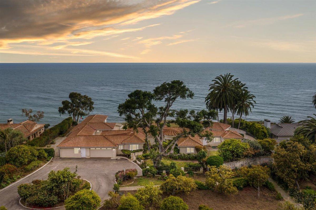 4121 Creciente Drive Santa Barbara, CA 93110 - Photo 30 of 38 28. Incredible Sunsets