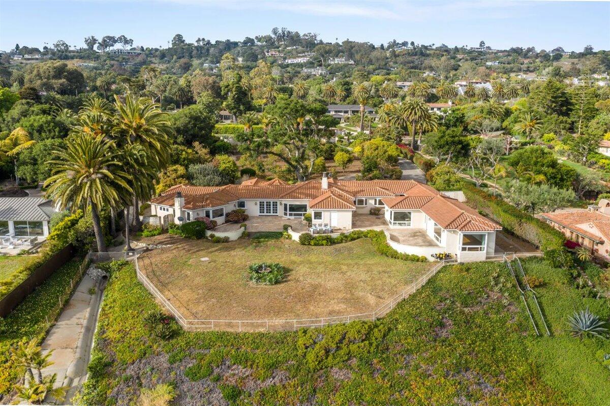 4121 Creciente Drive Santa Barbara, CA 93110 - Photo 34 of 38 32. Ocean