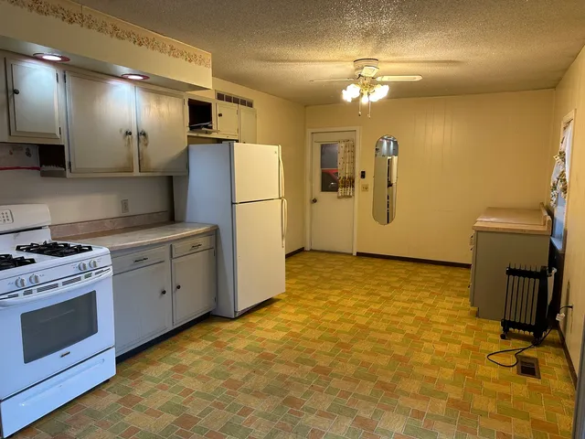 $165,000 | 7820 Kelly Court, Erie, IL 61250