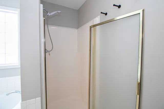 $2,130 | 2553 Emerald Court, Clarksville, TN 37042