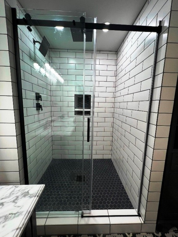 200 Kings Road Anderson, SC 29621 - Photo 30 of 37 MBA WI Shower