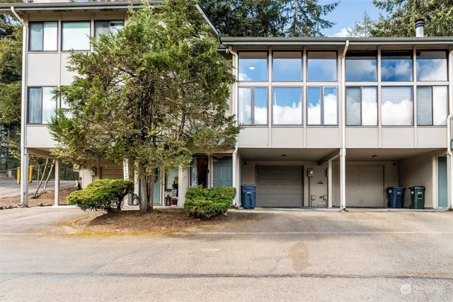 $290,000 | 17303 Spanaway Loop Road South, Unit 2, Spanaway, WA 98387
