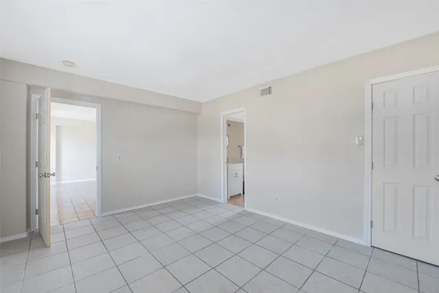 $399,999 | 1216 Sailfish Street, Bayou Vista, TX 77563