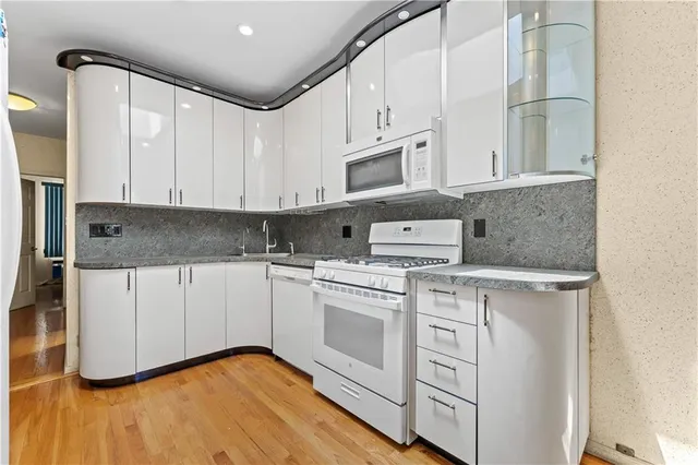 $850,000 | 2726 East 27th Street | Sheepshead Bay