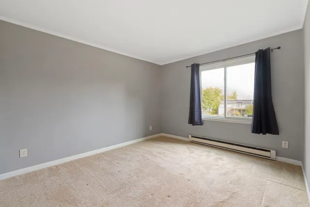 $169,900 | 125 East Mill Street, Unit 103, Wauconda, IL 60084