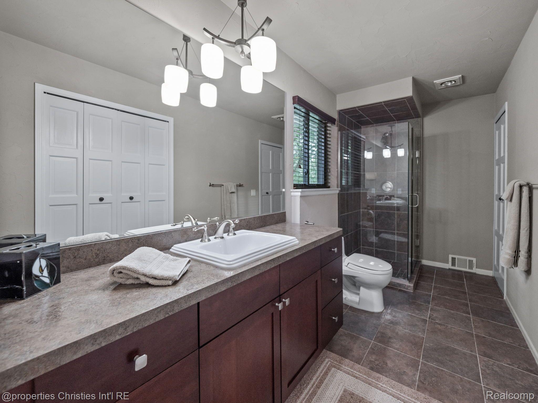 835 Northgate Road Rochester, MI 48306 - Photo 29 of 65 Gallery Image 29
