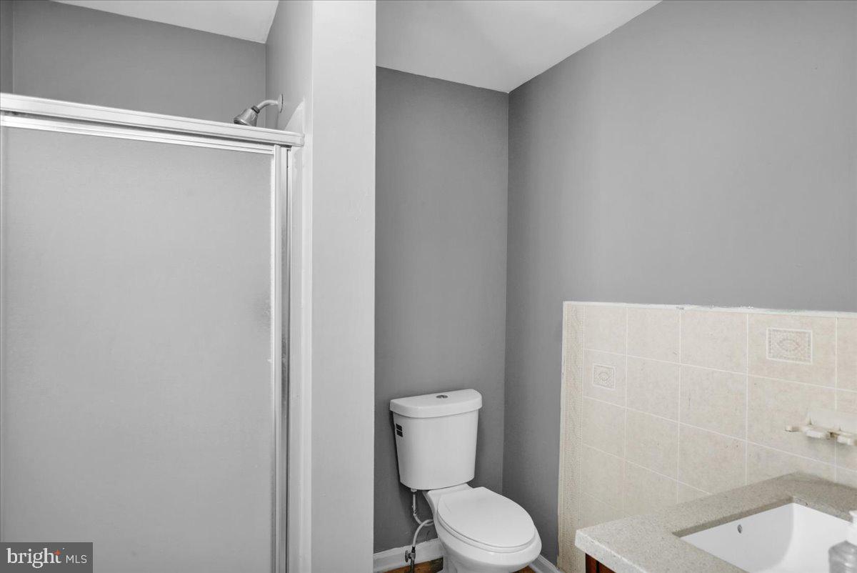 918 North 5th Street Reading, PA 19601 - Photo 14 of 28