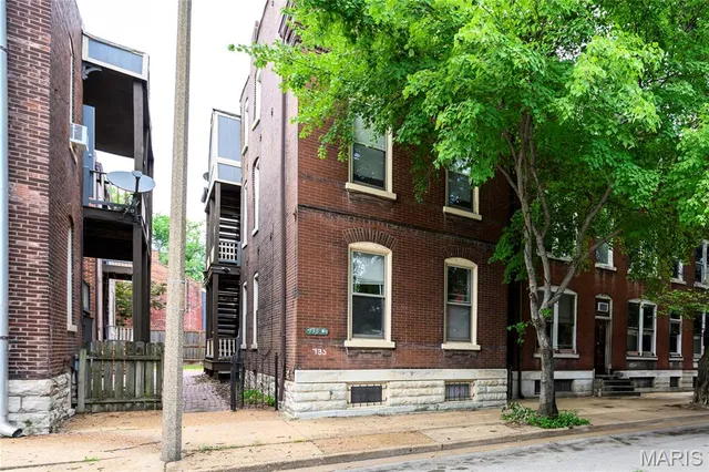 $1,650,000 | 735 Shenandoah Avenue, St. Louis, MO 63104