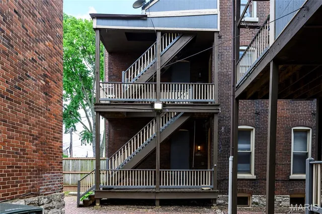 $1,650,000 | 735 Shenandoah Avenue, St. Louis, MO 63104