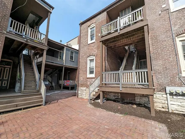 $1,400,000 | 735 Shenandoah Avenue, St. Louis, MO 63104