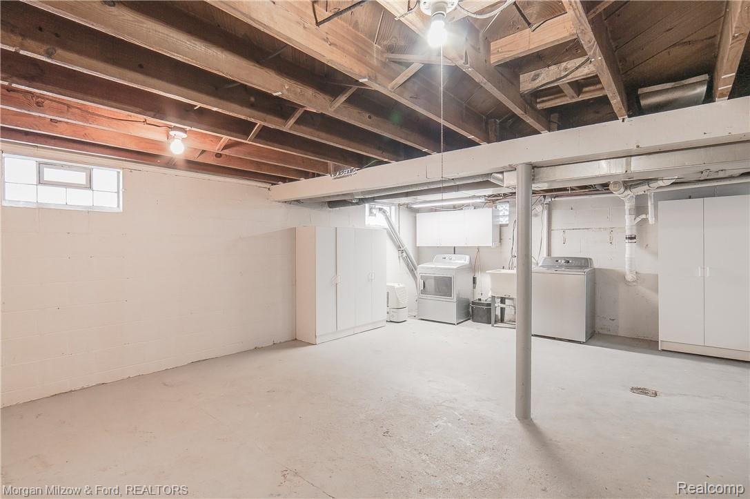 47050 Greenview Road Utica, MI 48317 - Photo 33 of 44 47050 Greenview-34.jpg