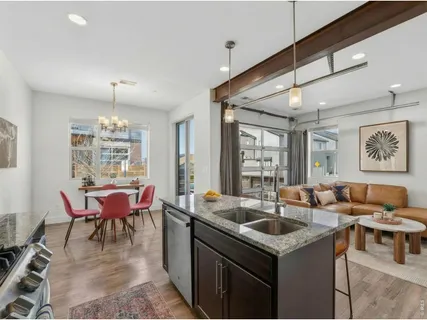 $469,900 | 19518 East Sunset Circle, Aurora, CO 80015