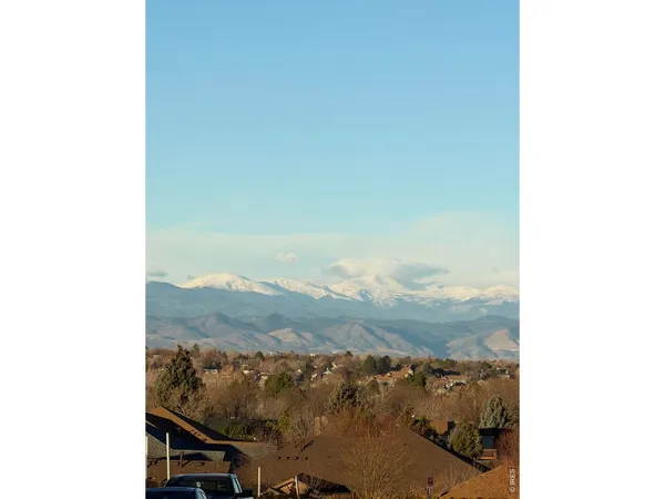 a view of sky from window