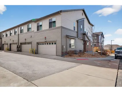 $469,900 | 19518 East Sunset Circle, Aurora, CO 80015