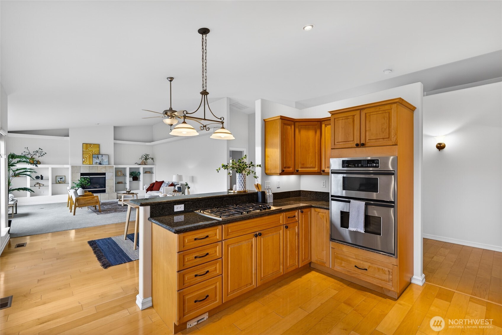 5208 Doon Way Anacortes, WA 98221 - Photo 14 of 40