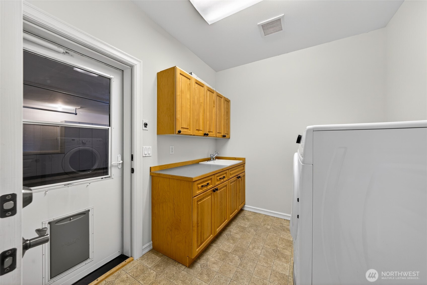 5208 Doon Way Anacortes, WA 98221 - Photo 35 of 40