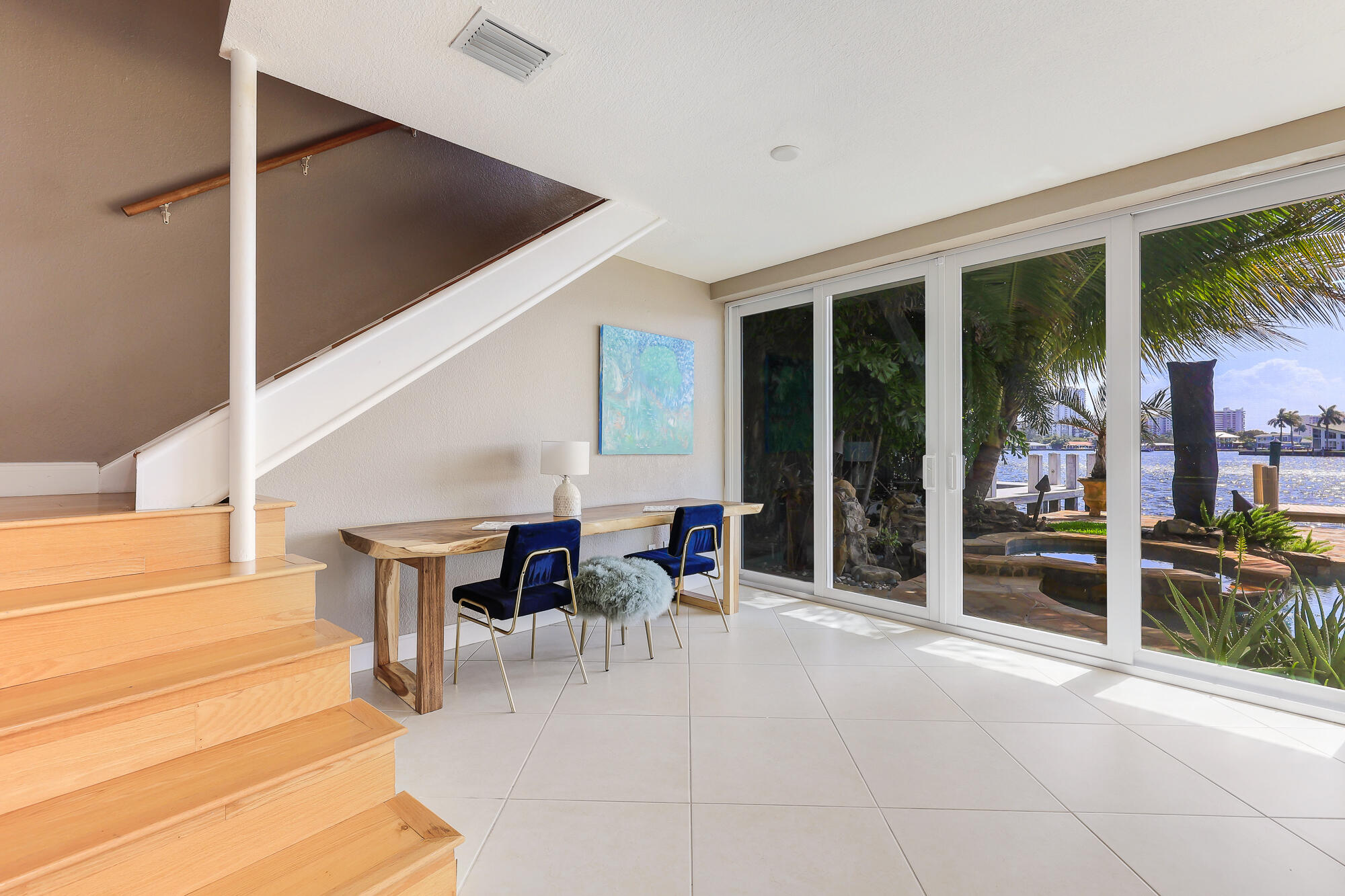 2560 Southeast 7th Drive Pompano Beach, FL 33062 - Photo 17 of 74 2560 SE Seventh Dr-17