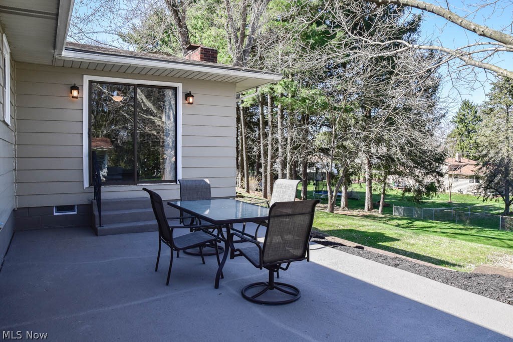 4612 Venus Road Uniontown, OH 44685 - Photo 18 of 21 Patio