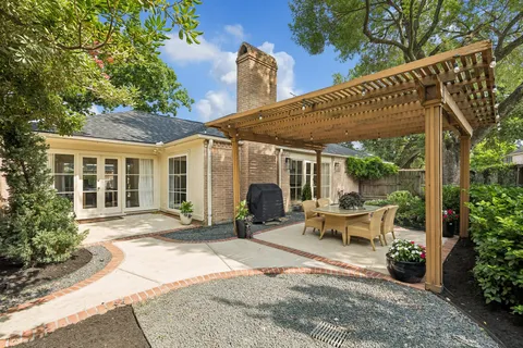 $1,395,000 | 6147 Ella Lee Lane, Houston, TX 77057