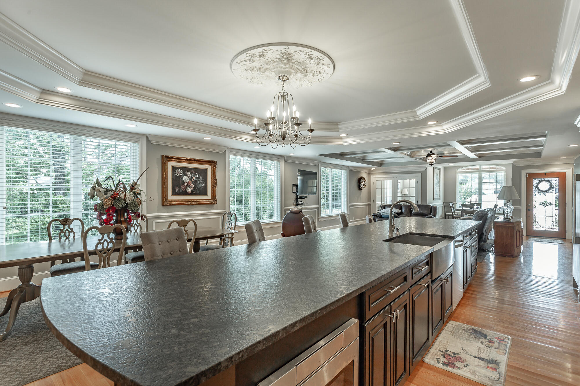 1825 Jenkins Road Chattanooga, TN 37421 - Photo 13 of 33 kitchen island