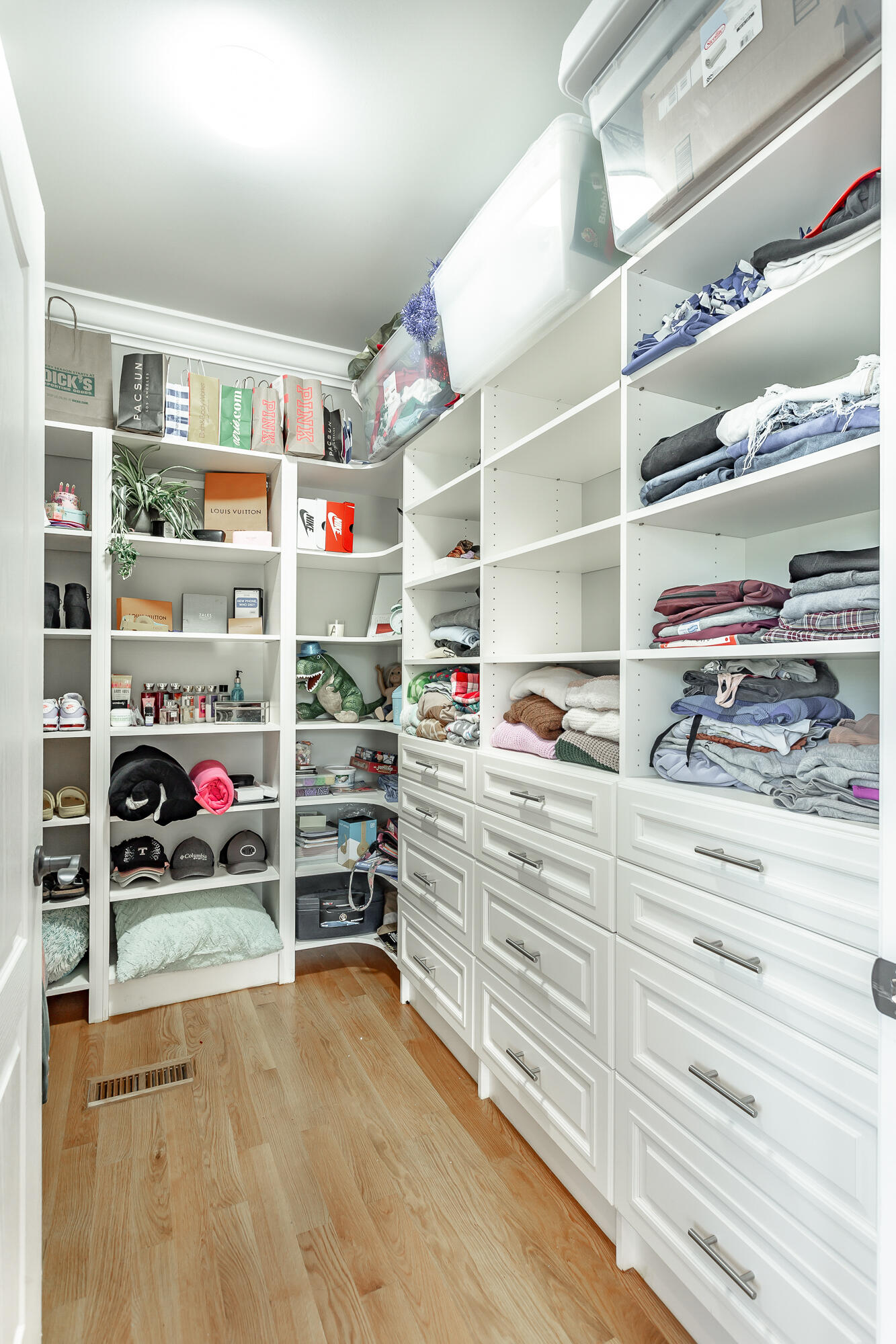 1825 Jenkins Road Chattanooga, TN 37421 - Photo 20 of 33 master closet