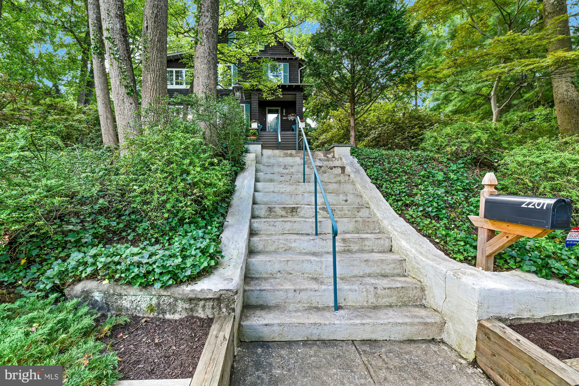 2201 Chilham Road Baltimore, MD 21209 - Photo 2 of 38