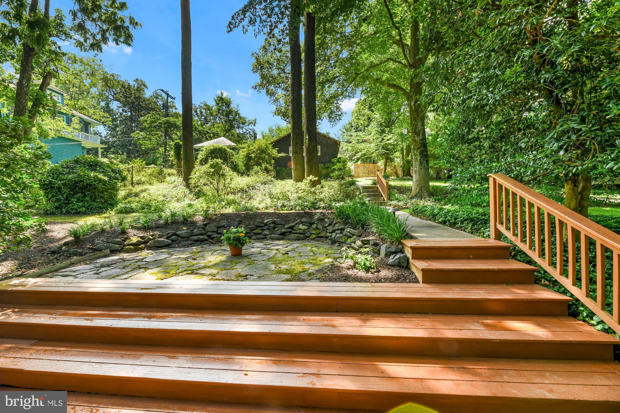 2201 Chilham Road Baltimore, MD 21209 - Photo 29 of 38