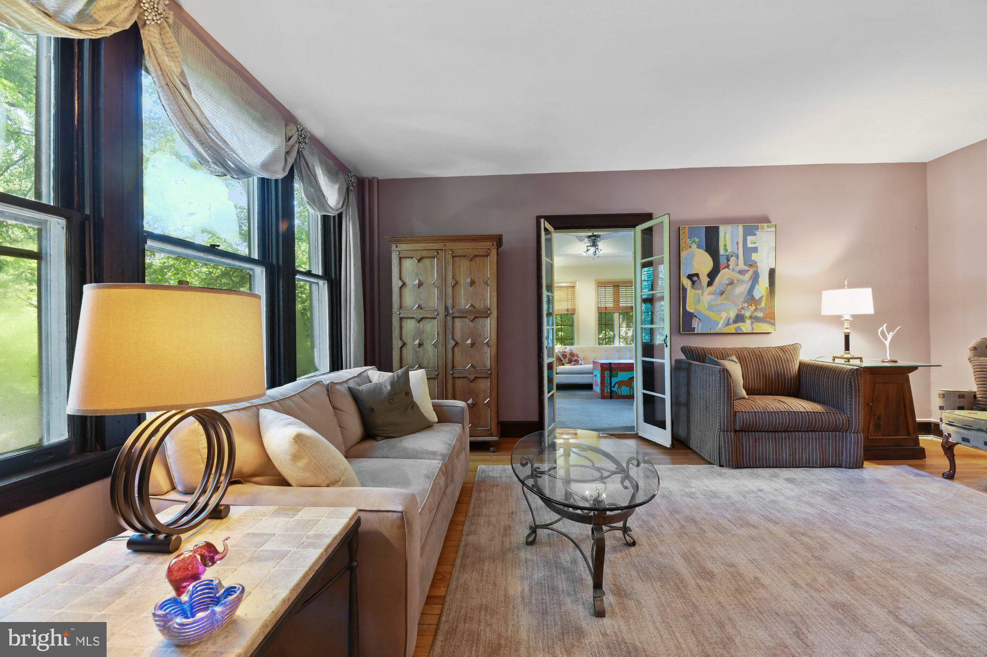 2201 Chilham Road Baltimore, MD 21209 - Photo 5 of 38