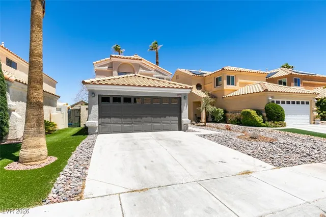 $2,160 | 2300 Chapman Hill Drive, Las Vegas, NV 89128