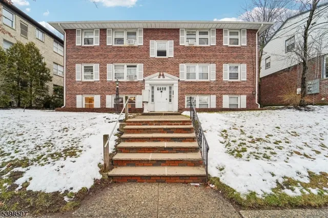 $1,800 | 357 Franklin Street, Unit 1, Bloomfield, NJ 07003