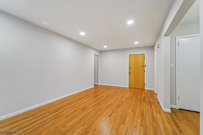 357 Franklin Street, Unit 1 Bloomfield, NJ 07003 - Photo 6 of 22