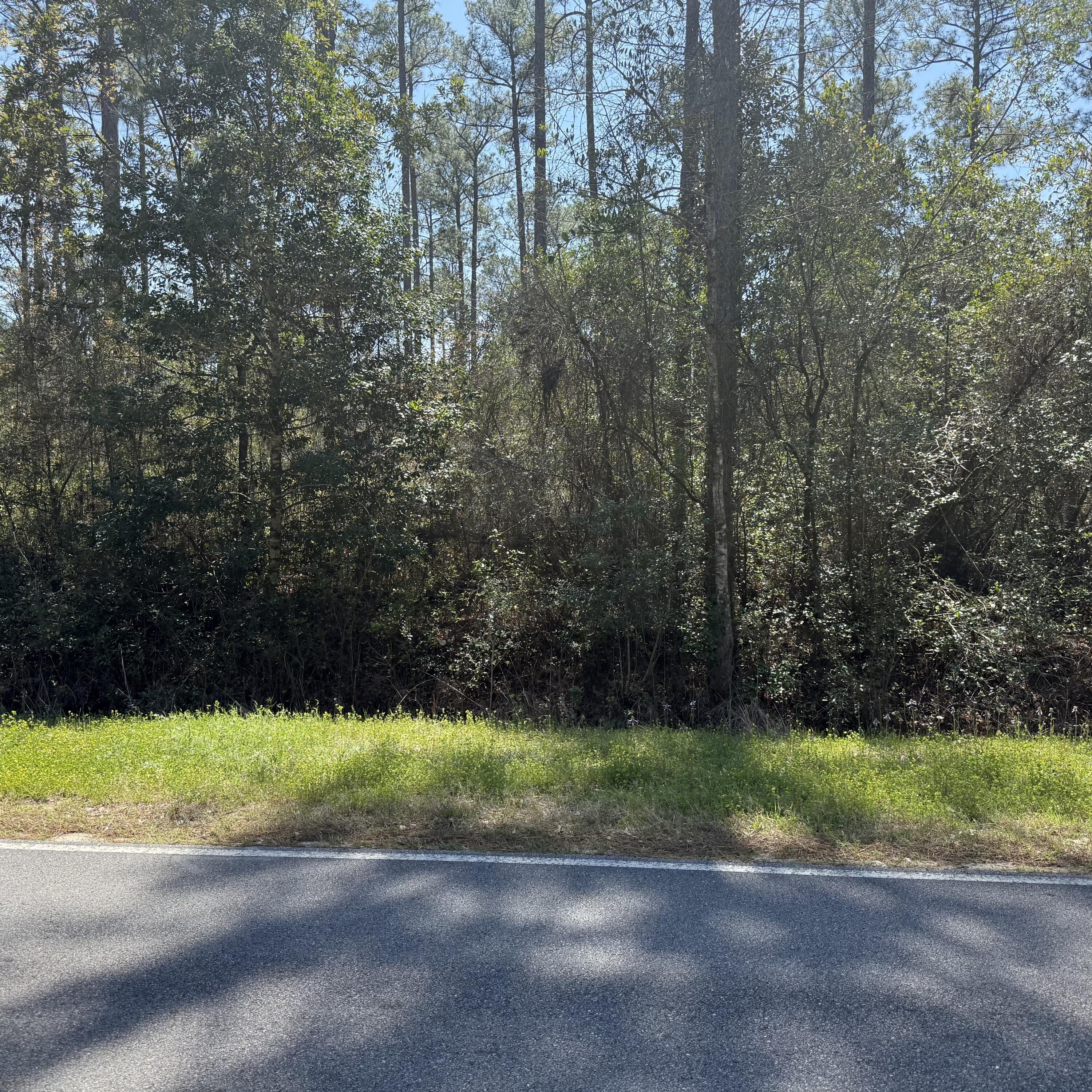 9-10 Mallet Road Freeport, FL 32439 - Photo 6 of 10 IMG_0543